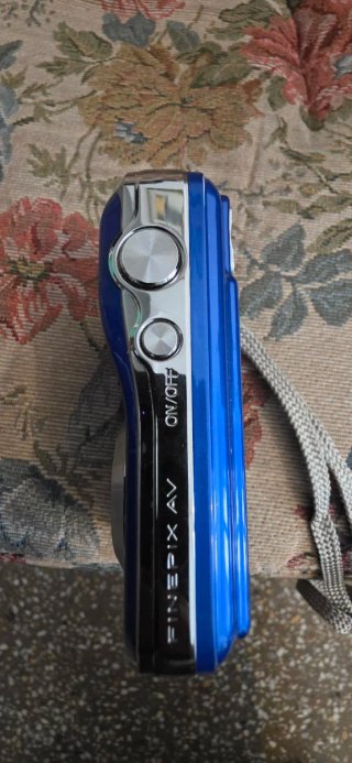 Fujifilm FinePix AV200 Blu