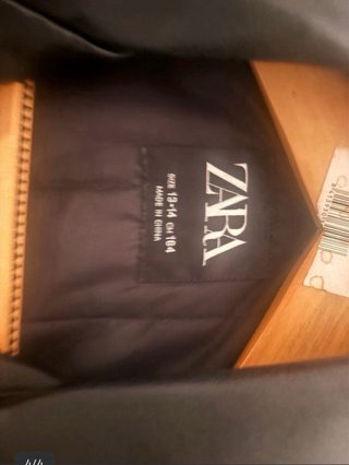 Chaqueta efecto piel Zara niño/mujer