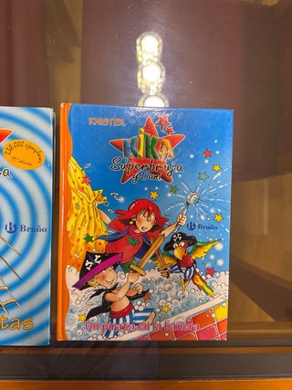 Libros infantiles. Kika Superbruja