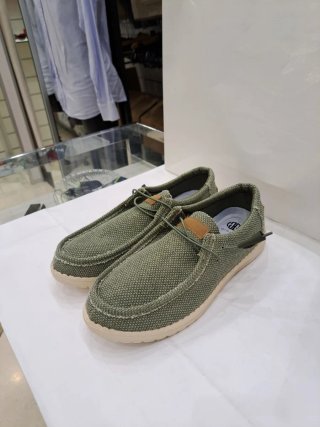 Scarpe in canvas ultra leggere tg. 42 colore verde