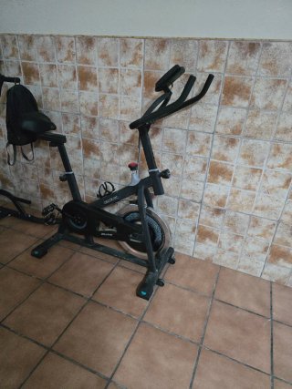 Bicicleta estática Cecotec Drumfit