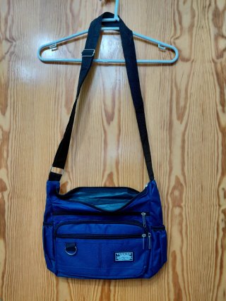 Bandolera Impermeable Azul Nueva