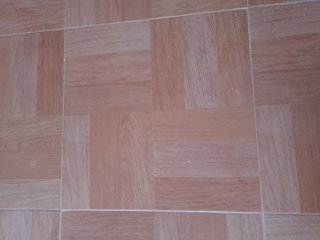 Losa porcelánica 45x45 cm diseño madera