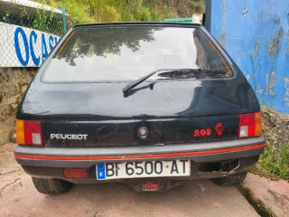 Despiece de Peugeot 205 3 puertas