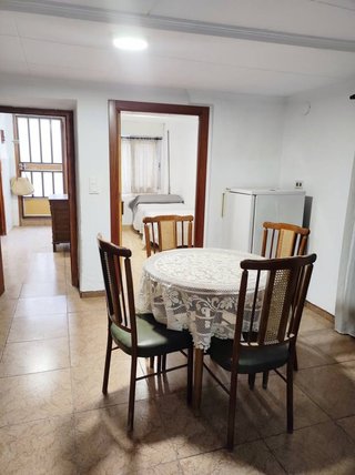 Casa grande con garaje