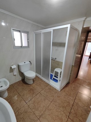 Casa grande con garaje