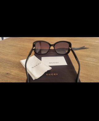 Gafas de sol Gucci negras