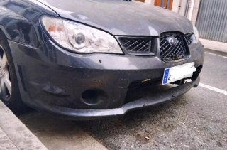 Subaru Impreza STI Defensa delantera