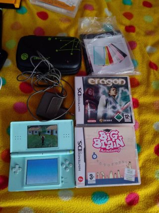 Nintendo DS Lite