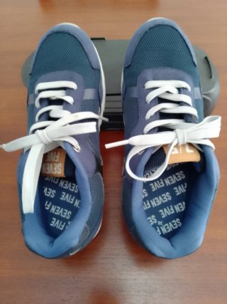 Zapatillas niño azul y blanco