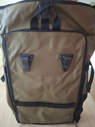 Mochila Maclo Eastpak verde oliva
