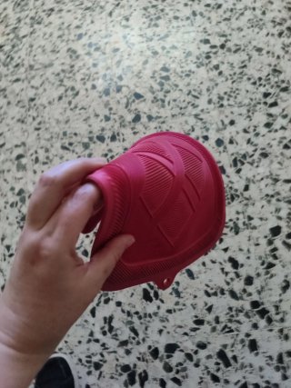 Bolsa de agua caliente roja Talla M
