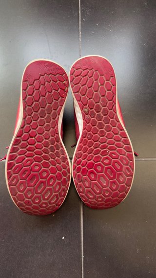 New Balance Free Foam Rojo