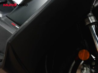 KYMCO AK 550