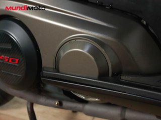 KYMCO AK 550