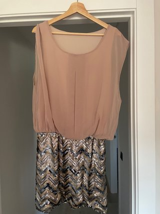 Vestido fiesta lentejuelas y gasa beige