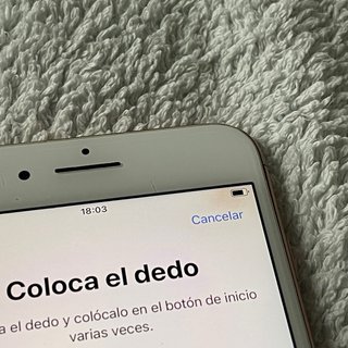 iPhone 8 Plus 64GB Oro