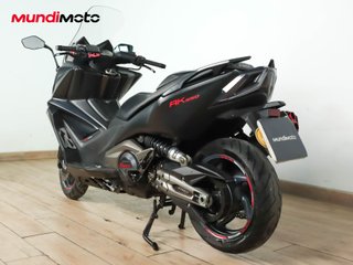 KYMCO AK 550