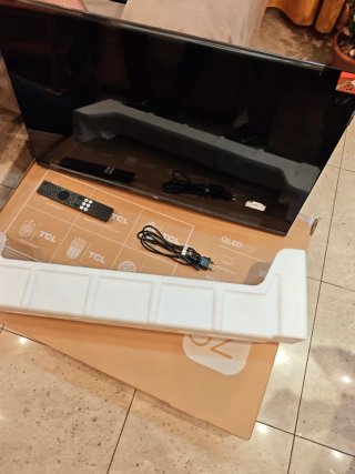 Televisor TCL QLED 32 Android TV Modelo TCL 32S4K
