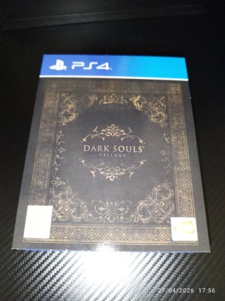 Dark Souls Trilogy PS4 (PlayStation 4)