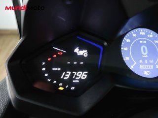 KYMCO AK 550