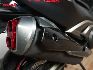 KYMCO AK 550