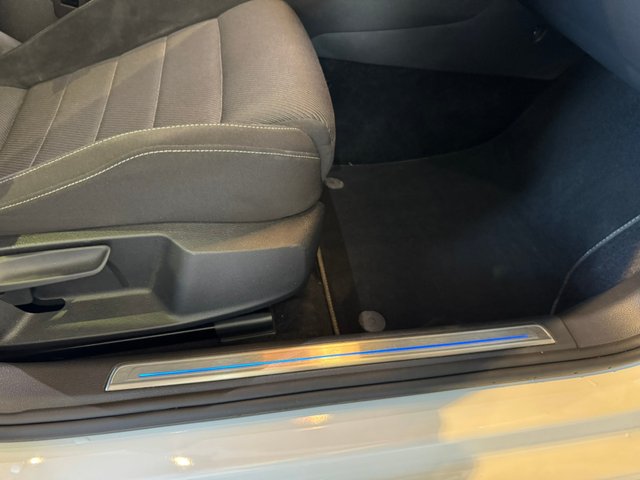 GOLF R 310cv TECHO PRETORIA ACC DCC HIST MANT VW