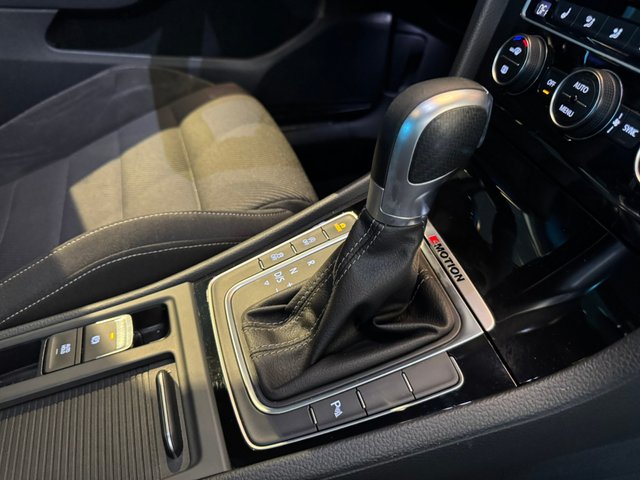 GOLF R 310cv TECHO PRETORIA ACC DCC HIST MANT VW