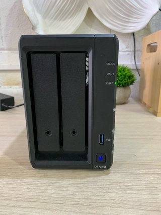 NAS Synology DS723+ 24TB (2x 12TB) servidor