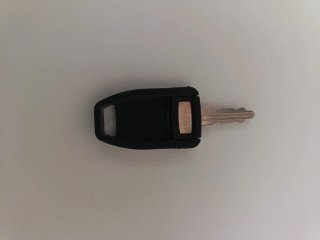 Cajonera de oficina con llave