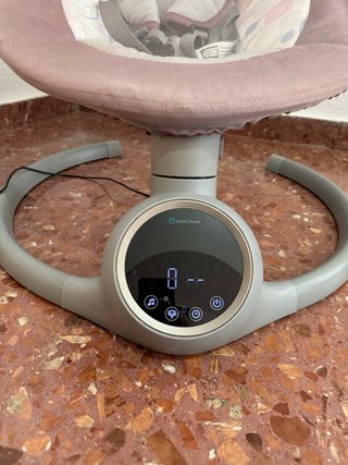 Mecedora eléctrica para bebé