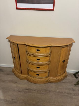 Cómoda rústica de madera restaurada