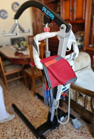Grua marca Aupa