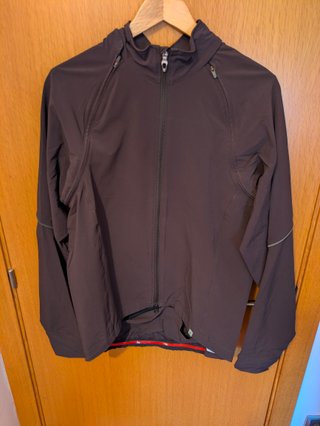 NUEVA Chaqueta SPECIALIZED DEFLECT HYBRID
