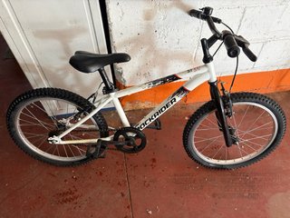 Bicicleta infantil Rockrider ST100