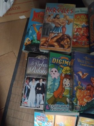 24 Películas Infantiles VHS (Español)