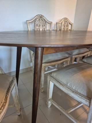 Mesa de comedor + sillas