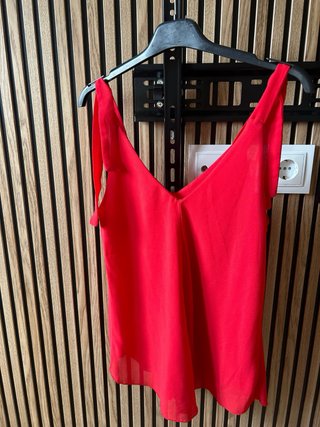 Blusa roja tirantes