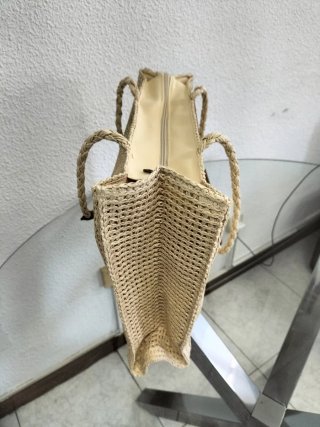 Bolso de rafia beige
