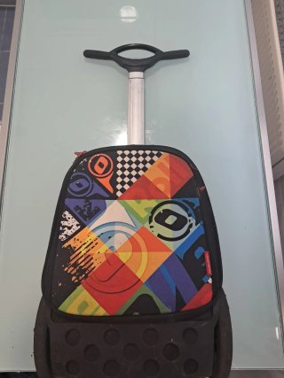 Mochila infantil con ruedas