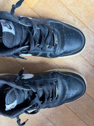Nike Air Force 1 Negras y Blancas
