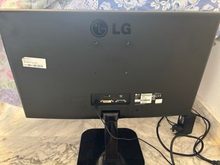 Monitor LG 22” Full HD HDMI - Funciona