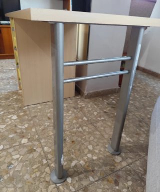 Escritorio madera con cajones