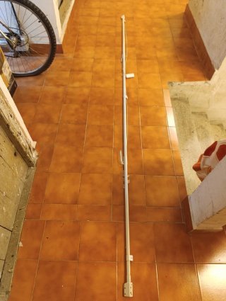 Set di panni e cuscini giapponesi, con barra per tende