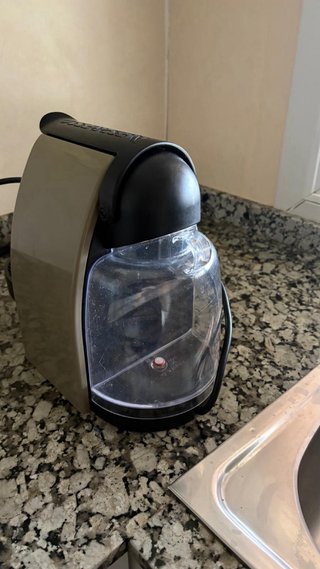 Cafetera Krups Beige