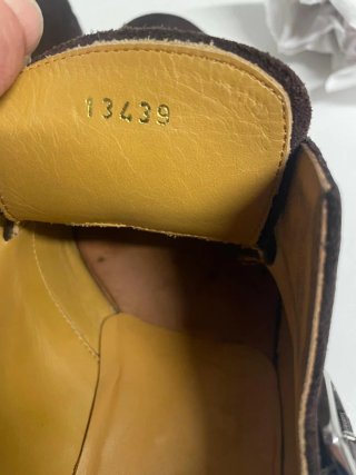 Zapatos de ante marrones con doble hebilla Meermin