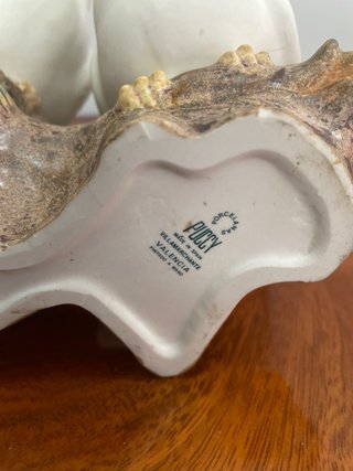 Figura de cerámica de dos palomas