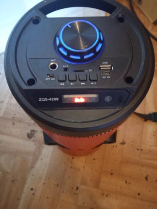 Altavoz Portátil Bluetooth Rojo