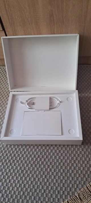 Caja MacBook Pro 14 Apple Plata