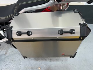 MITT TT 555